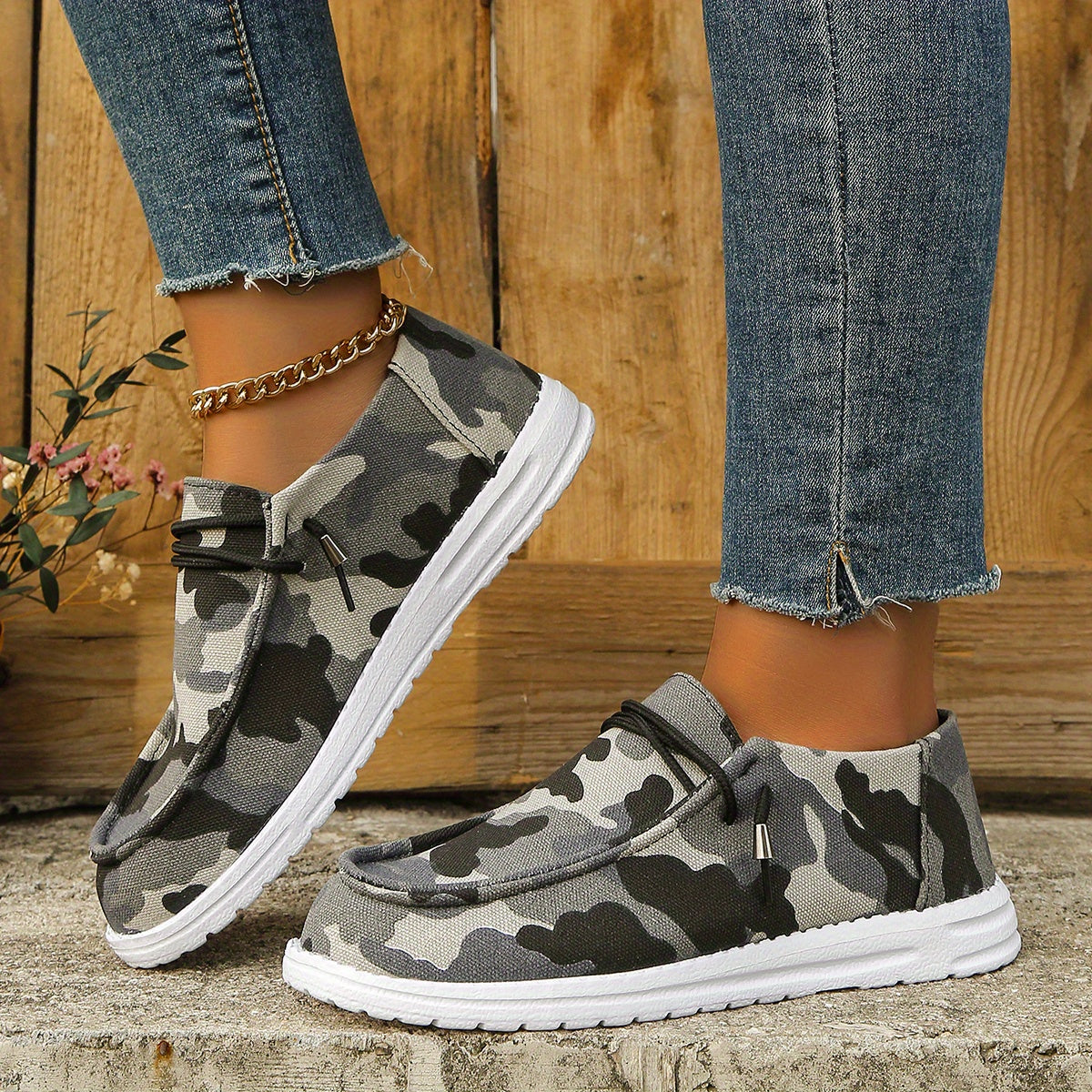 Women's Camouflage Canvas Shoes, Casual Round Toe Low Top Slip On Shoes, Flat Walking Loafers