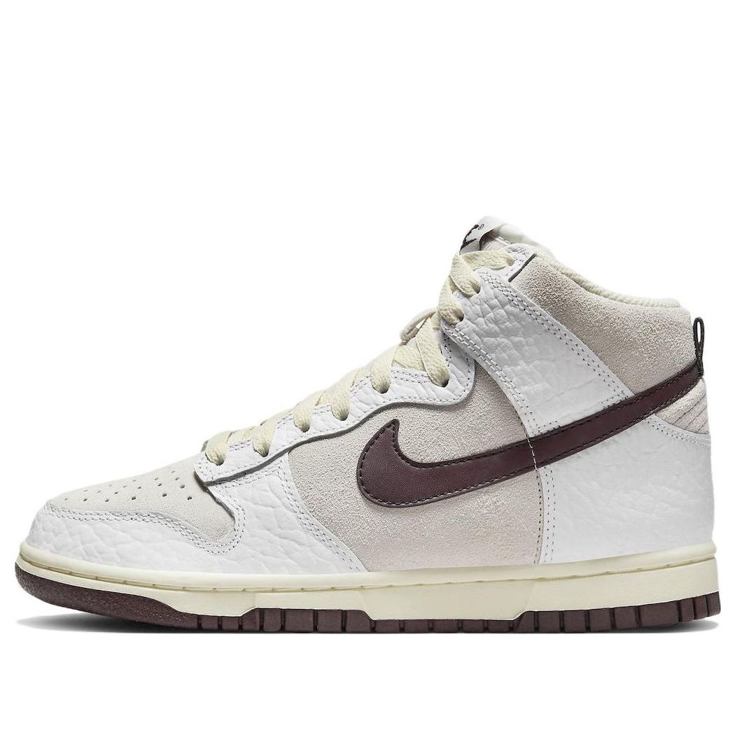 (WMNS) Nike Dunk High 'Light Orewood Brown'  FB8482-100 Iconic Trainers